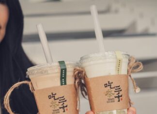 Things to Do This Weekend in Montgomery County (Sept. 18-20) Two people toasting with bubble tea